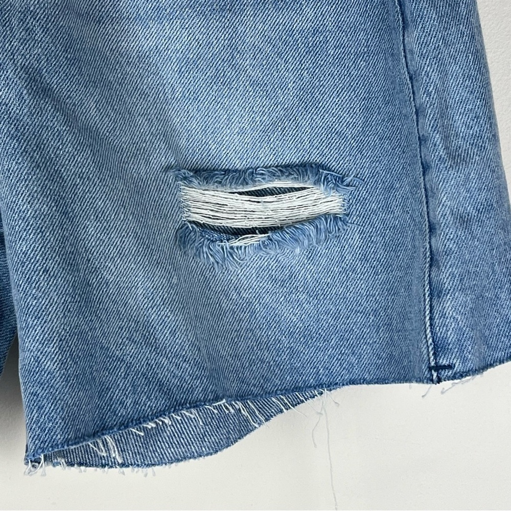 Blank NYC | Retro Warren High Rise Distressed Denim Shorts | 26 - Picture 8 of 14